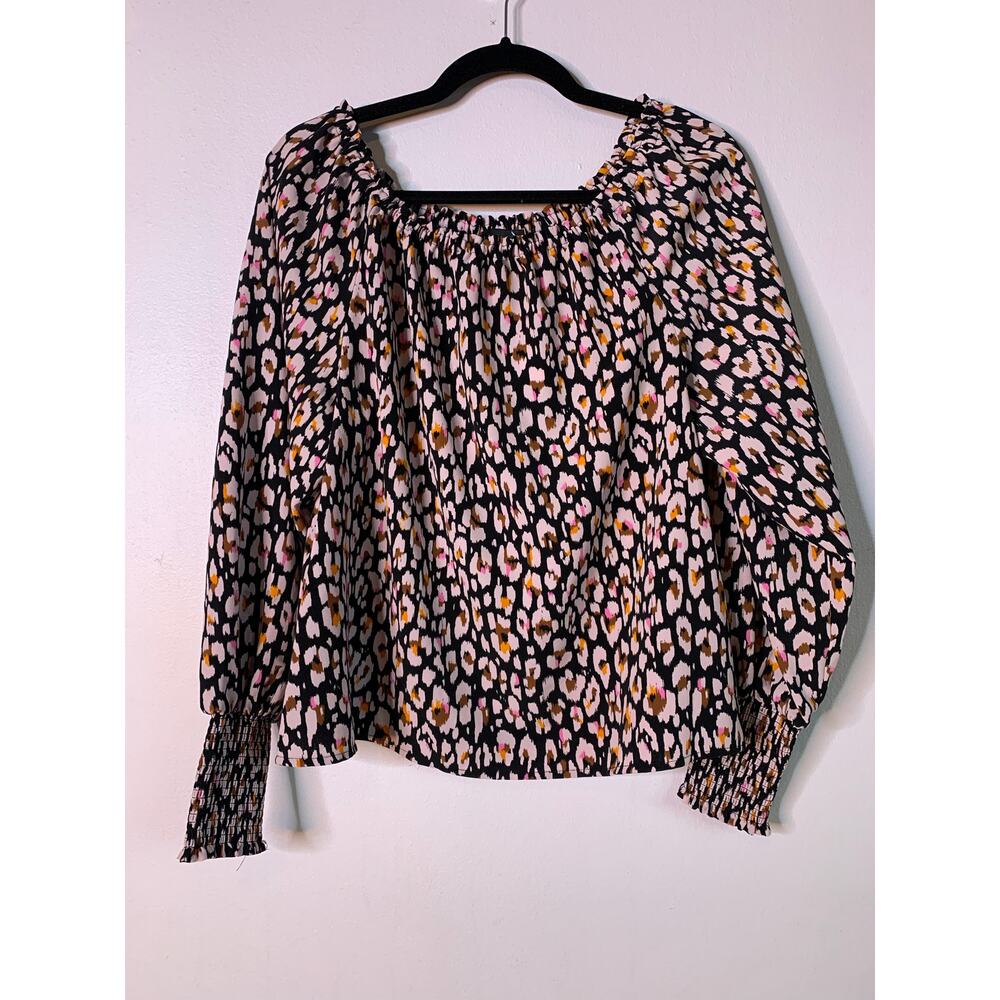 Sanctuary women’s leopard pink and black dress shirt SIZE SMALL